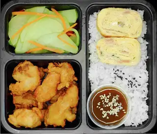 Hình ảnh Cơm gà giòn sốt me
