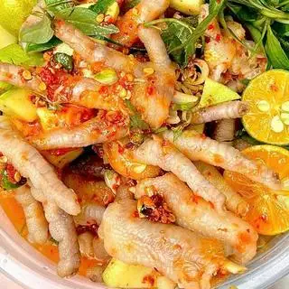 Hình ảnh Chân gà sốt Thái