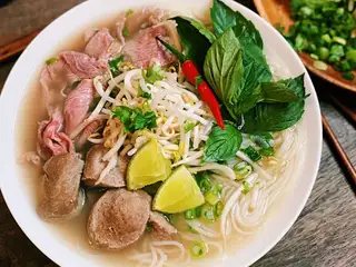 Phở tái bò viên - 1 phần - 70.000 ₫ tại Phở Bò & Bún Bò Cô Lành - Lê Văn Sỹ