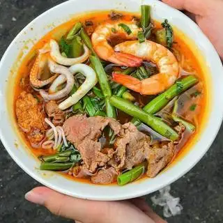Hình ảnh Bún Thái hải sản
