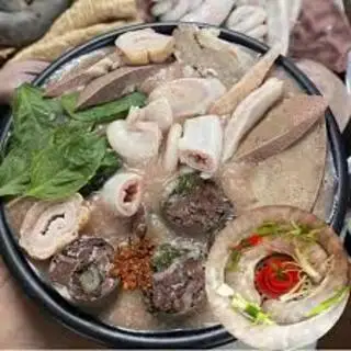 Cháo lòng - 32.000 ₫ tại Cháo Lòng Yến Ngân - Nguyễn Văn Quá