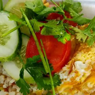 Cơm chiên trứng cuộn - 25.000 ₫ tại Thức Ăn Nhanh Kiều Duyên - An Dương Vương