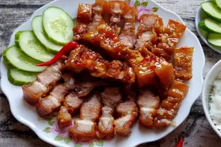 Cơm ba rọi chiên mắm tỏi - 48.000 ₫ tại Thanh Mai - Cơm Tấm & Cơm Văn Phòng - Phan Huy Ích