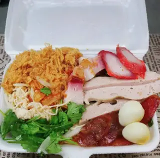Xôi mặn thập cẩm đặc biệt - 45.000 ₫ tại Bánh Mì Hà Nội Hiệp Hưng - Ông Ích Khiêm