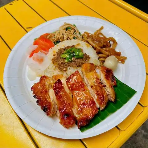 Gà & Nếp - Xôi Gà Nướng Mật Ong - Võ Văn Tần - Bánh Mì/Xôi gần bạn