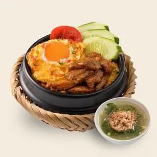 Hình ảnh Cơm thố heo xá xíu