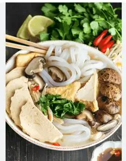 Bánh canh trảng bàng chay - 45.000 ₫ tại Cơm Chay Liên Hoa - Đoàn Văn Bơ