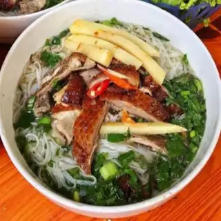 Hình ảnh Bún vịt quay lu