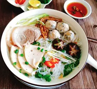 Bún Mọc Chả - 50.000 ₫ tại Bún Bò Huế & Mì Quảng Cô Vân - Đường Số 41