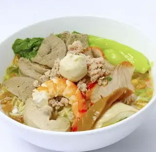 Mì thập cẩm - 88.000 ₫ tại Hủ Tiếu & Mỳ Tàu Chú Sè - Huỳnh Tấn Phát
