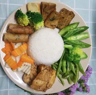 Cơm chay thập cẩm - 30.000 ₫ tại Quán Chay Thiện Tâm - Hoàng Sa