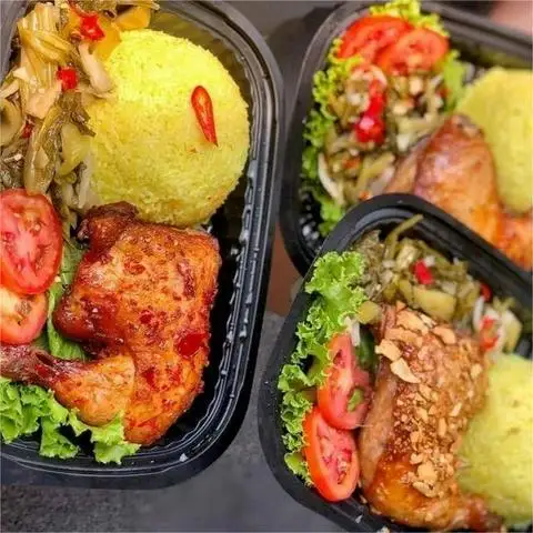 Cơm Gà Mắm Tỏi Flora 76 - Hai Bà Trưng - Cơm/Cơm tấm gần bạn