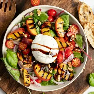 Hình ảnh Burrata salad