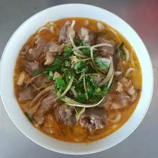Hình ảnh Bún bò gân