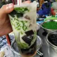 Bánh lọt sương sáo - 20.000 ₫ tại Bưởi Nhà Quê Thử Sẽ Mê - Chè & Nước Ép - Quốc Lộ 1A