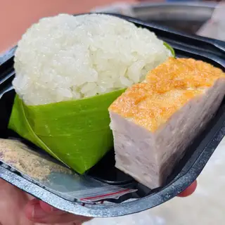 Hình ảnh Bánh khúc thường chả mỡ