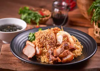 Hình ảnh Mì trộn thập cẩm
