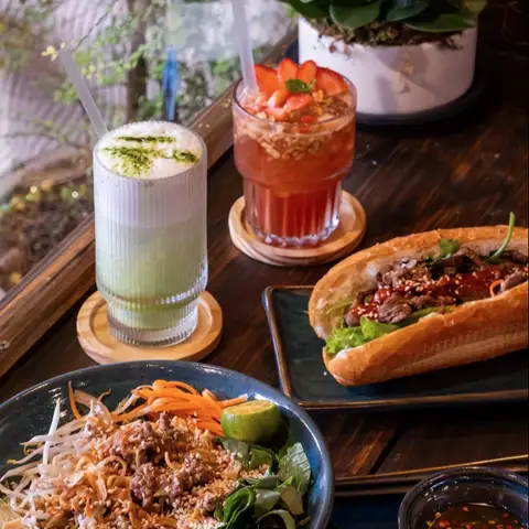 TA COFFEE ROASTERY - Điện Biên Phủ - Cà Phê/Trà gần bạn