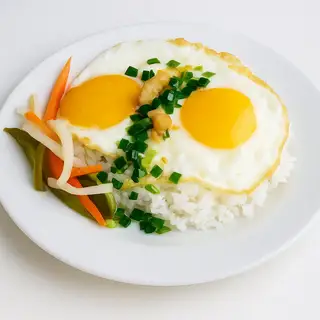 Cơm ốp la 2 trứng - 40.000 ₫ tại Kim Hà - Cơm Sườn Bì Chả Trứng, Mì Xào Bò & Bún Thịt Nướng - Đường Số 11
