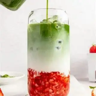 Hình ảnh Strawberry matcha