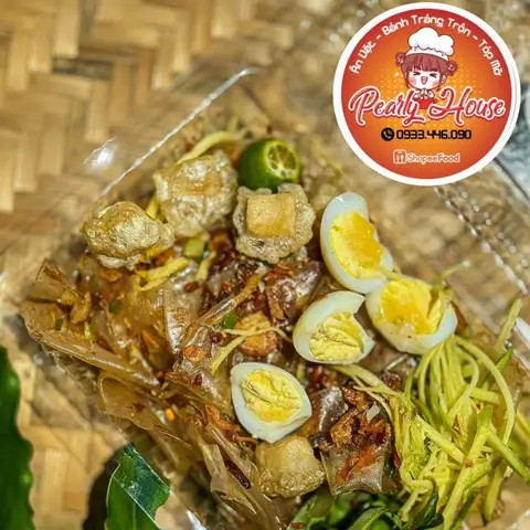 Pearly House - Bánh Tráng Trộn Tóp Mỡ Khô Bò - Phan Sào Nam - Ăn vặt gần bạn