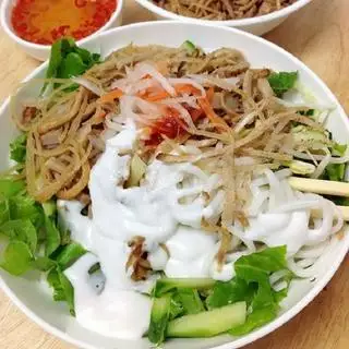 Bánh tằm bì - 37.000 ₫ tại Quán Cô Ba Bánh Bèo - Đường 783 Tạ Quang Bửu