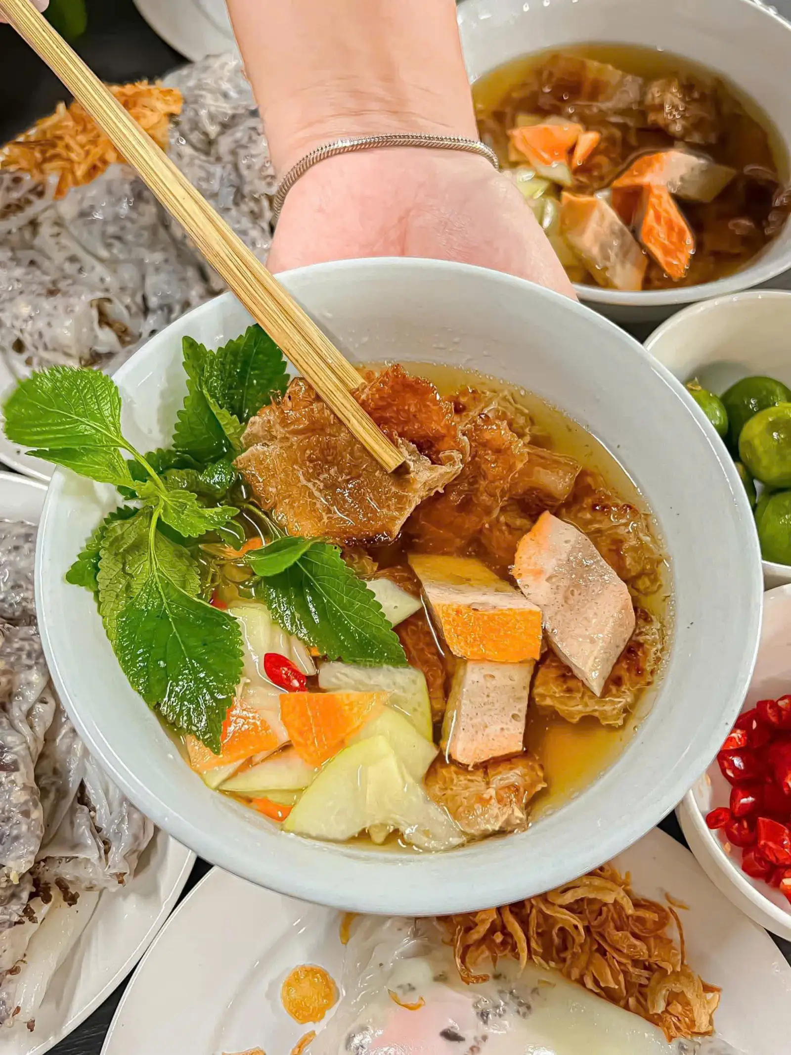 Hình ảnh Bánh cuốn chả lẫn