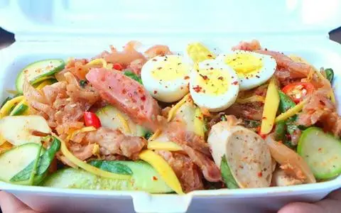 Tré Trộn & Chân Gà Rút Xương Cô Sáu - Trần Văn Hoàng - Ăn vặt gần bạn