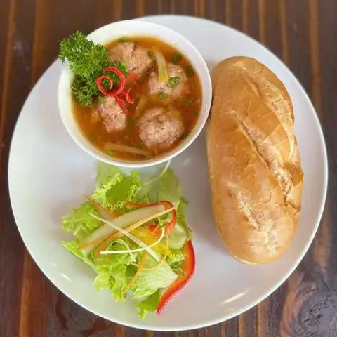 Hình ảnh Tiệm Bánh Mì Xíu Mại Chén Cô Tám - Nguyễn Văn Bảo