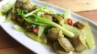 Hình ảnh Cá biển theo mùa um chuối đậu