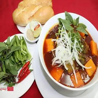 Bánh mì bò kho - 40.000 ₫ tại Chinsu - Hủ Tiếu Nam Vang & Hủ Tiếu Bánh Mì Bò Kho - Đường DC13