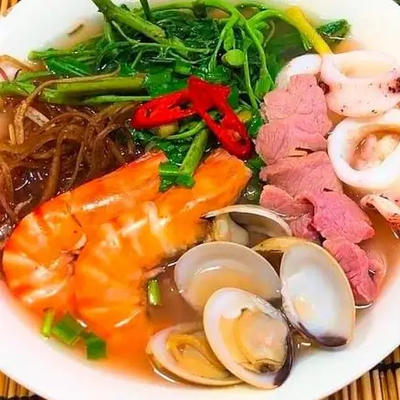Bún Thái - 60.000 ₫ tại Hủ Tiếu Nam Vang & Bún Thái 136 - Nguyễn Văn Thương