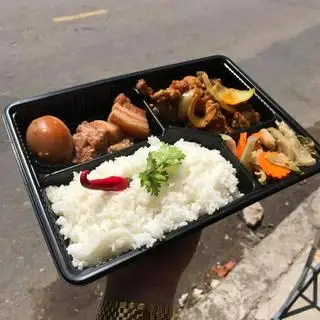 Cơm gà rô ti - 45.000 ₫ tại Cơm Văn Phòng - Tôn Thất Đạm