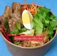Hình ảnh Bún trộn nem thịt heo