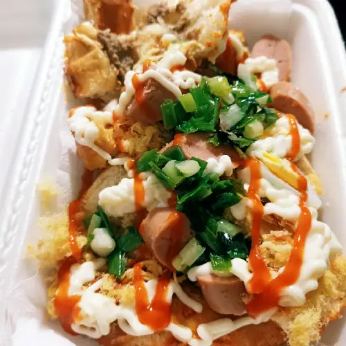 Bánh mì pate nướng muối ớt - cay - 37.000 ₫ tại Minh Anh - Bánh Mì Nướng Muối Ớt - Lý Thái Tổ 