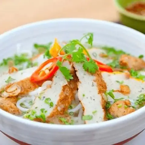 Bánh Canh Chả Cá Phan Rang & Bánh Mì Chả Cá - Ni Sư Huỳnh Liên - Bún/Phở/Mỳ/Cháo gần bạn