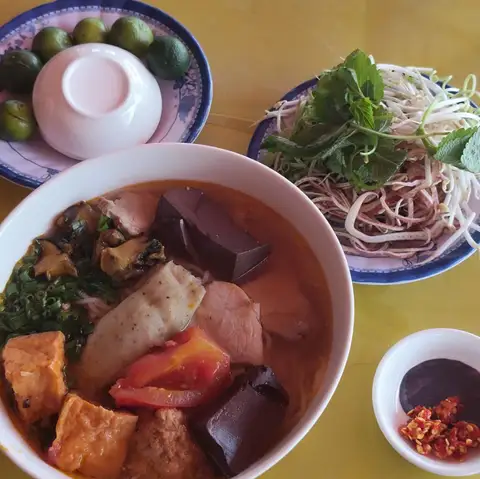 Hình ảnh Bún Riêu, Canh Bún & Hột Vịt Lộn - Phạm Văn Chiêu