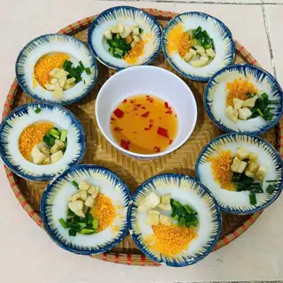 Hình ảnh Mâm bánh bèo chén gia đình