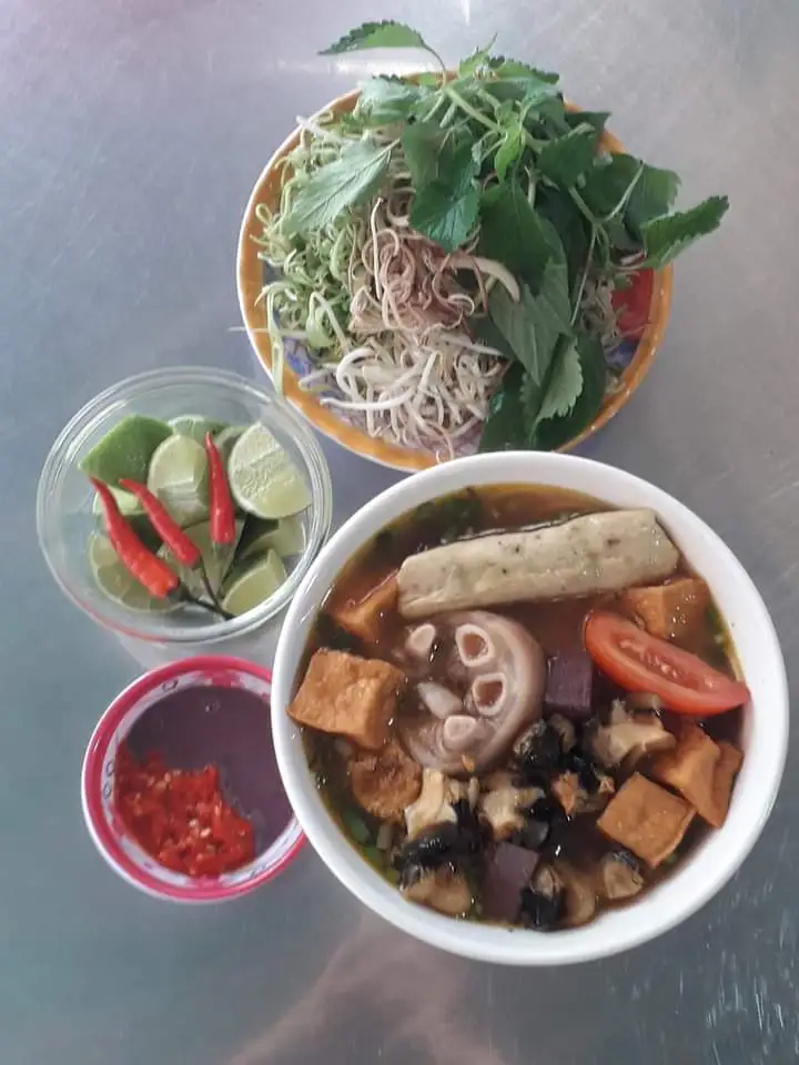 Bún riêu cua đặc biệt - 75.000 ₫ tại  Bún Riêu Số 1 -  Lê Văn Miến
