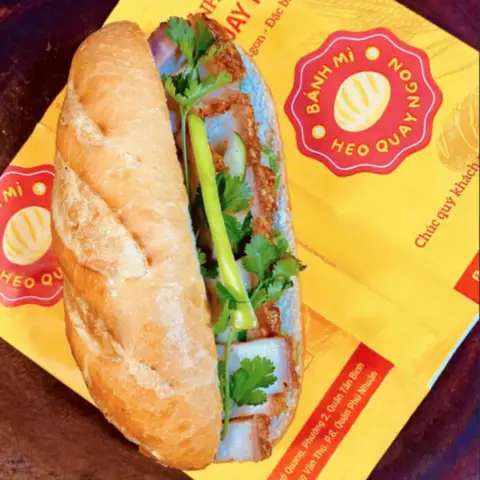 Bánh Mì Heo Quay Ngon - Hoàng Văn Thụ - Bánh Mì/Xôi gần bạn