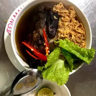 Hình ảnh Gà tần mỳ ngon