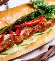 Bánh mì heo quay - 33.000 ₫ tại Xôi Mặn & Bánh Bao - Phan Văn Trị