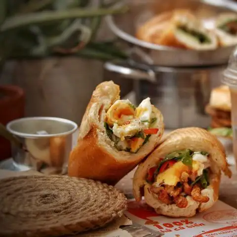 Bánh Mì Chả Cá - Trần Quốc Toản - Bánh Mì/Xôi gần bạn