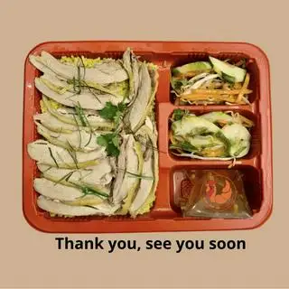 Hình ảnh Cơm gà đùi xé