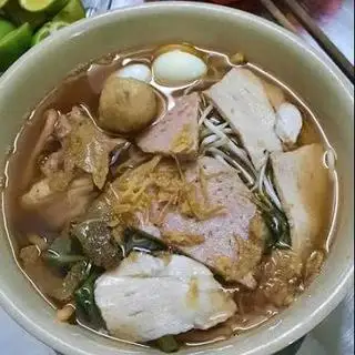 Hình ảnh Bún riêu đặc biệt
