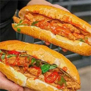 Hình ảnh Bánh mì chả cá Má Hải