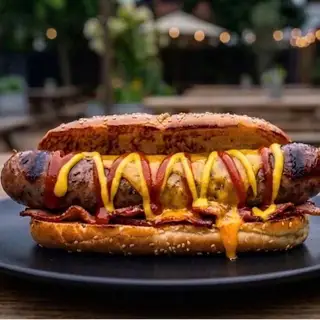 Hình ảnh Bacon cheddar Brat