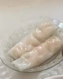 Hình ảnh Bánh cuốn nhân thịt băm