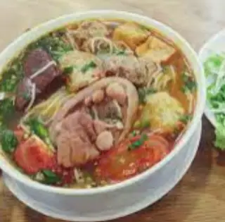 Bún riêu cua - Giò heo - 40.000 ₫ tại Bún Riêu Cua Ngọc Anh - Kênh Tân Hóa