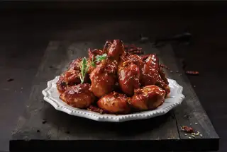 Gà nướng cay - 269.000 ₫ tại Don Chicken - Nhà Hàng Gà Nướng Hàn Quốc - Hồ Tùng Mậu